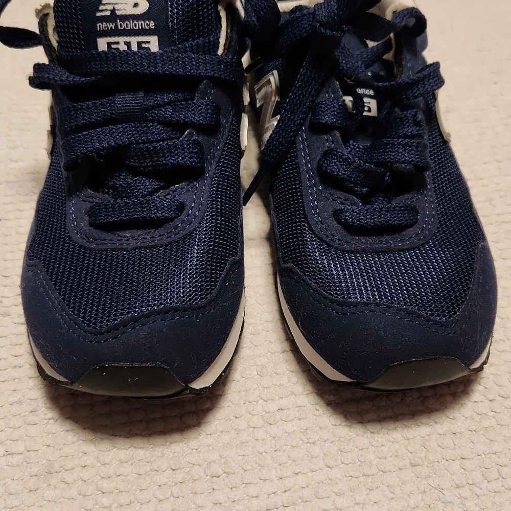 New Balance 515 big kids lace-up low top sneakers sz 1.5